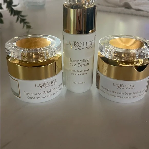 LA ROUGE PIERRE Illuminating Eye Serum and Skincare Set - Gold and White